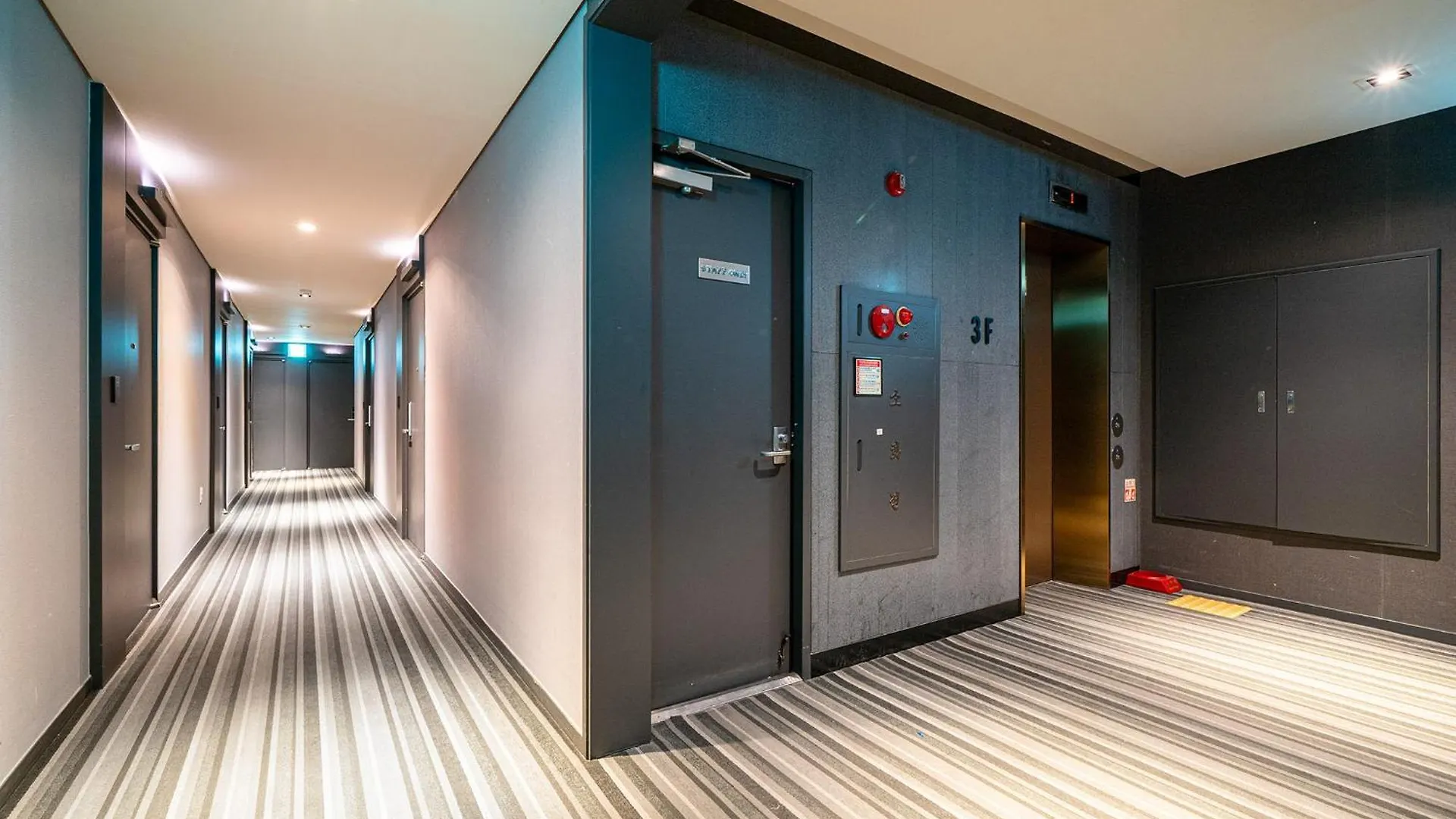 Incheon Airport Hotel Seattle 3*,