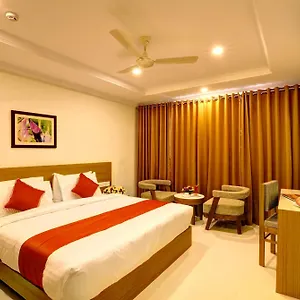 **** Hotel Floral Park India