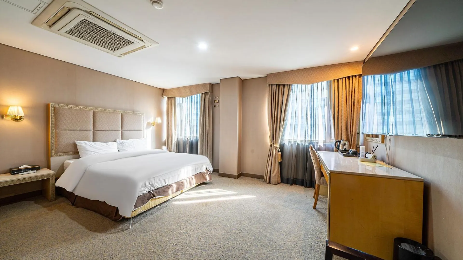 Incheon Airport Hotel Seattle 3*,