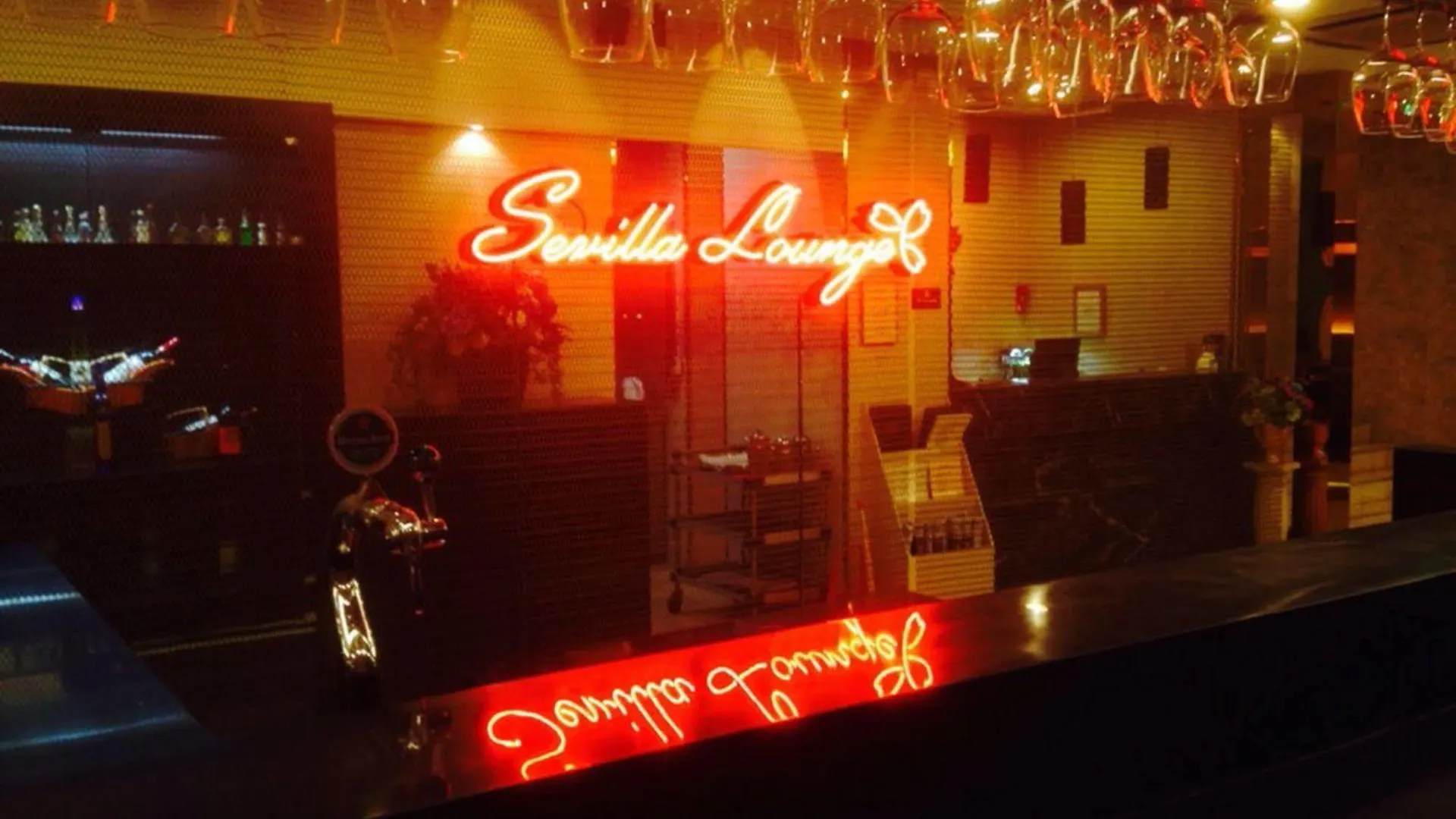 Incheon Airport Hotel Seattle 3*,  South Korea